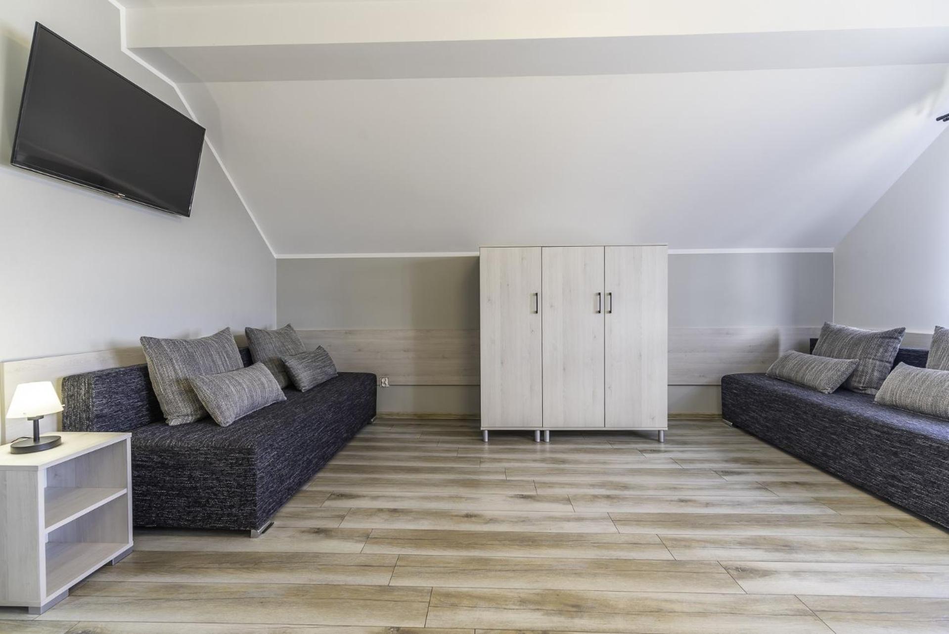 Frajda Domki - Apartamenty 6-Osobowe - Salon I Dwie Sypialnie Oraz Studia 4-Osobowe - Pokoj Z Aneksem Kuchennym Rewal Ngoại thất bức ảnh
